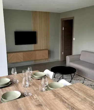 Logement Neuf Pour 4 Personnes Avec Piscine Chambéry